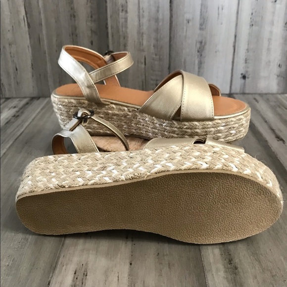 Lust For Life Women’s Sandals - Picture 6 of 6